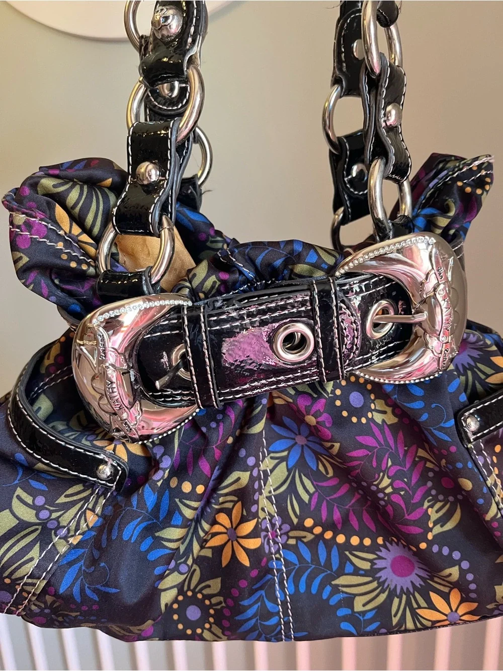 vintage Kathy Van Zeeland floral shoulder purse